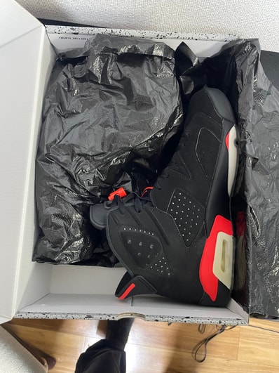 Nike Air Jordan 6 Retro OG "Black/Infrared"