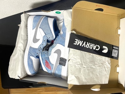 Nike Air Jordan 1 Mid SE "White/Hyper Royal/Red"