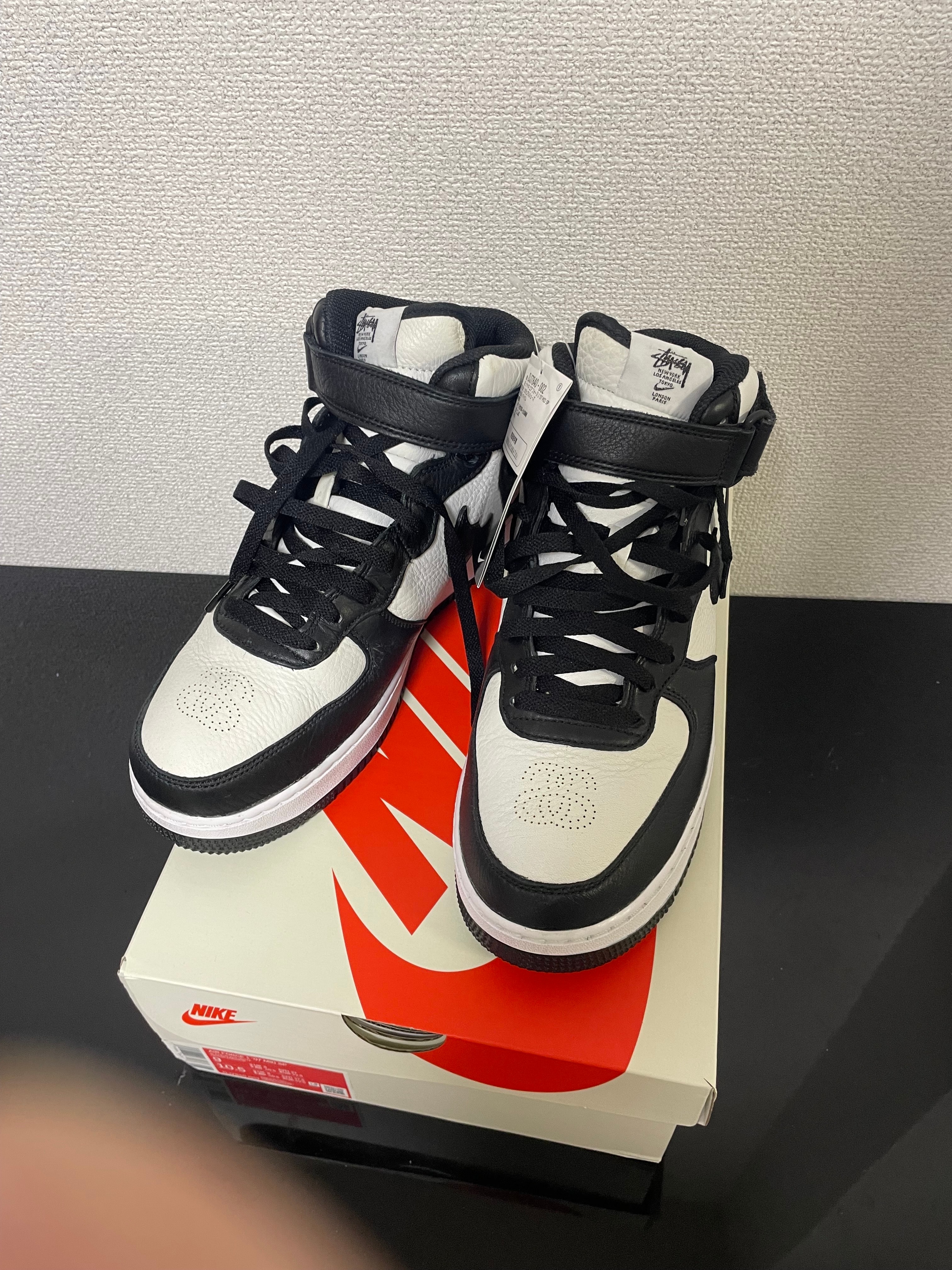 Stussy × Nike Air Force 1 Mid 