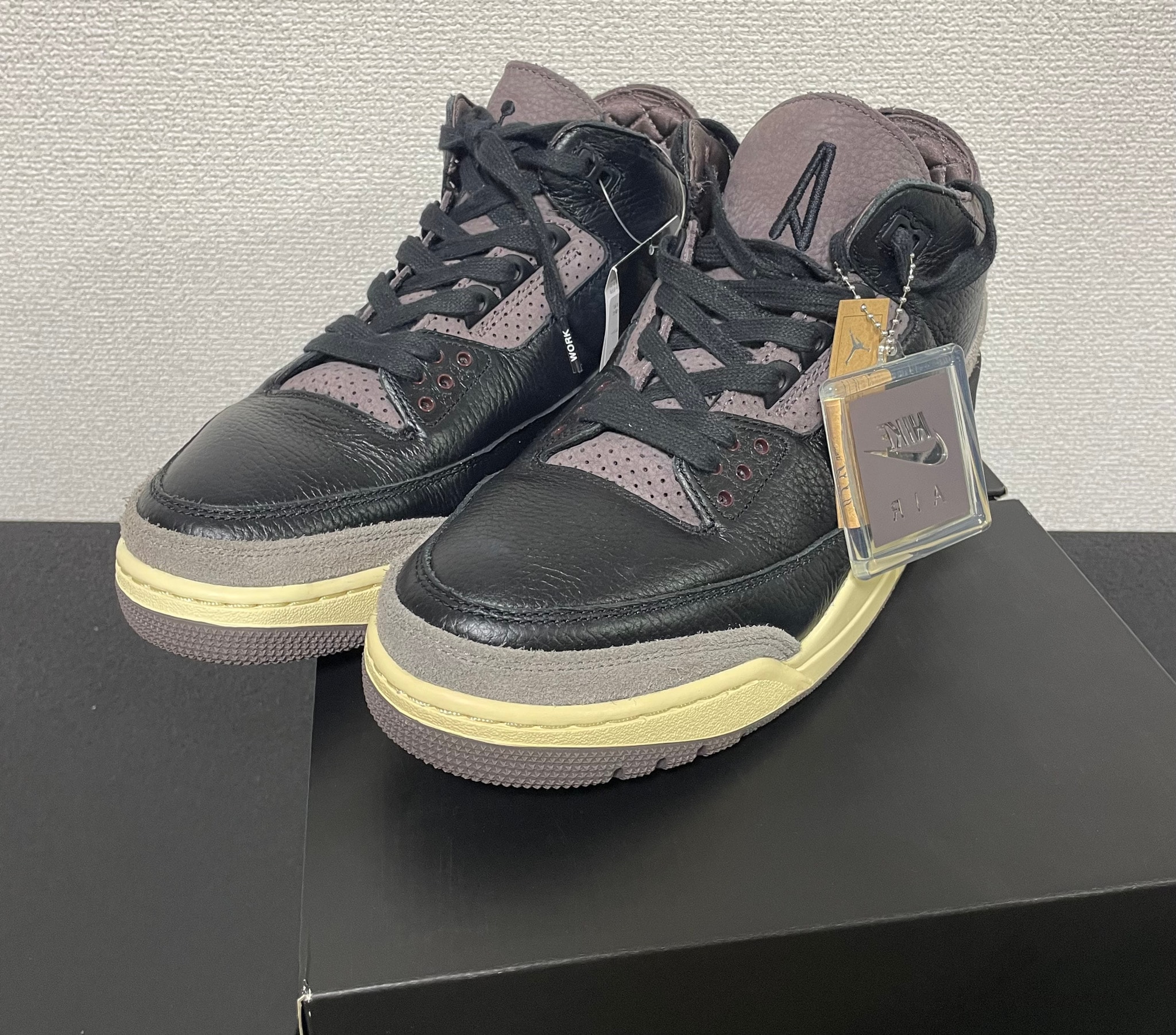 A Ma Maniere × Nike Women's Air Jordan 3 Retro OG SP "Black and Flat Pewter/WYWS"