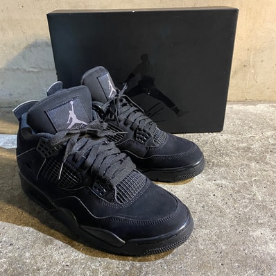 Nike Air Jordan 4 "Black Cat"
