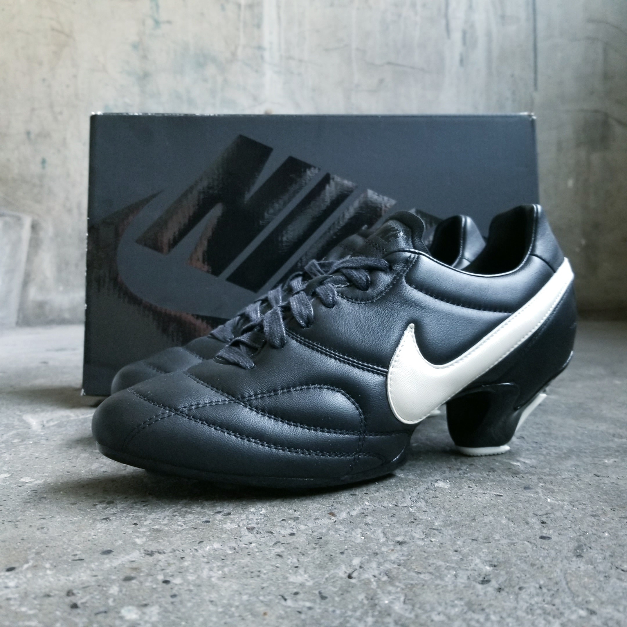 コムデギャルソン × ナイキ プレミア "ブラック"