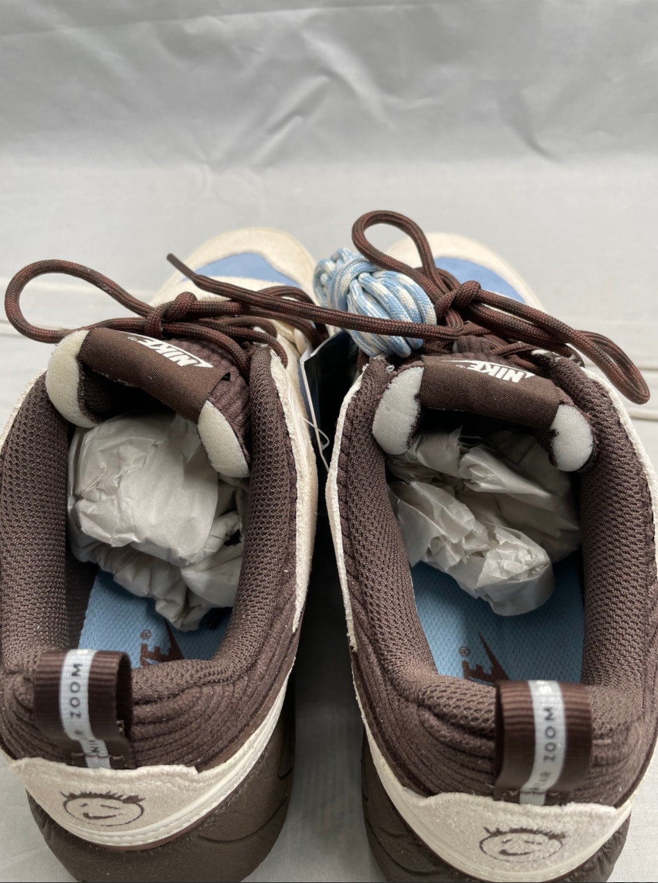 Travis Scott × Nike Zoom Field Jaxx "Pale Ivory and Leche Blue"