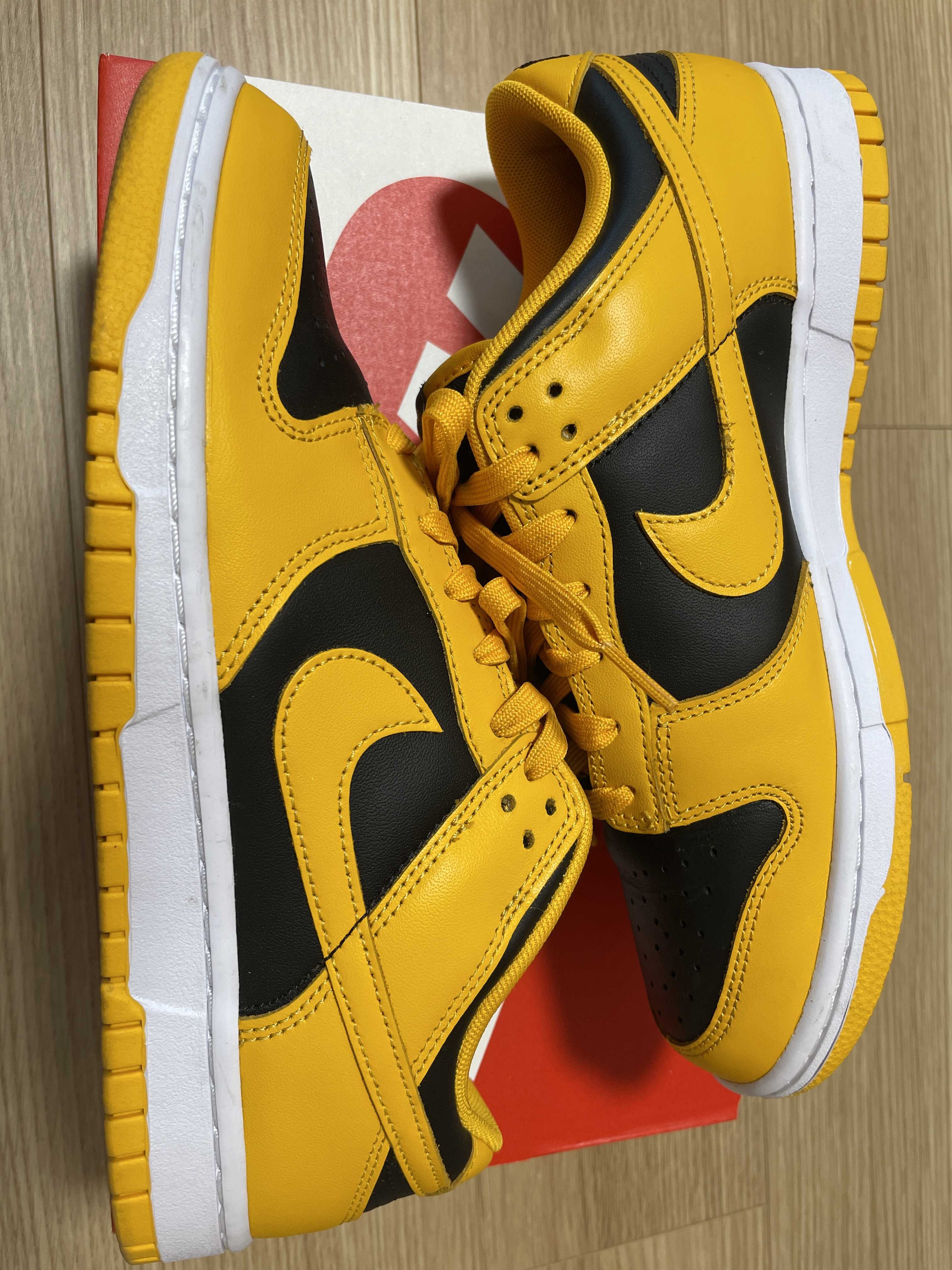 Nike Dunk Low "Championship Goldenrod"