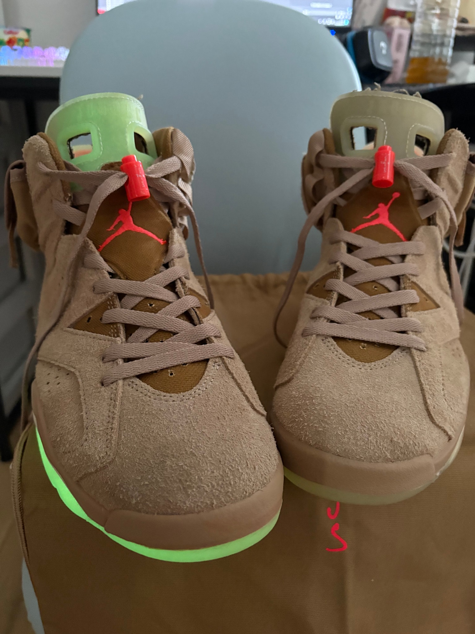 Travis Scott × Nike Air Jordan 6 "British Khaki"