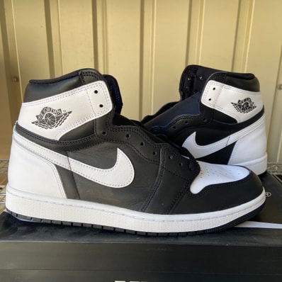 Nike Air Jordan 1 Retro High OG "Black/White"