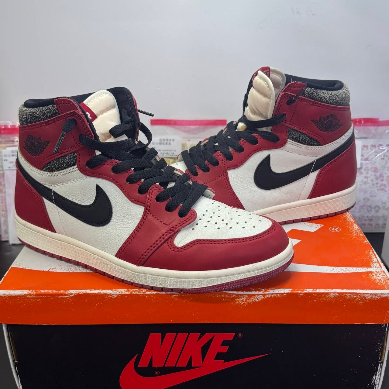 Nike Air Jordan 1 High OG "Lost & Found/Chicago"