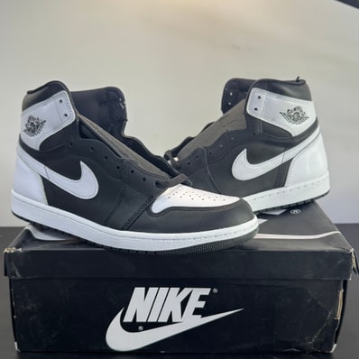 Nike Air Jordan 1 Retro High OG "Black/White"