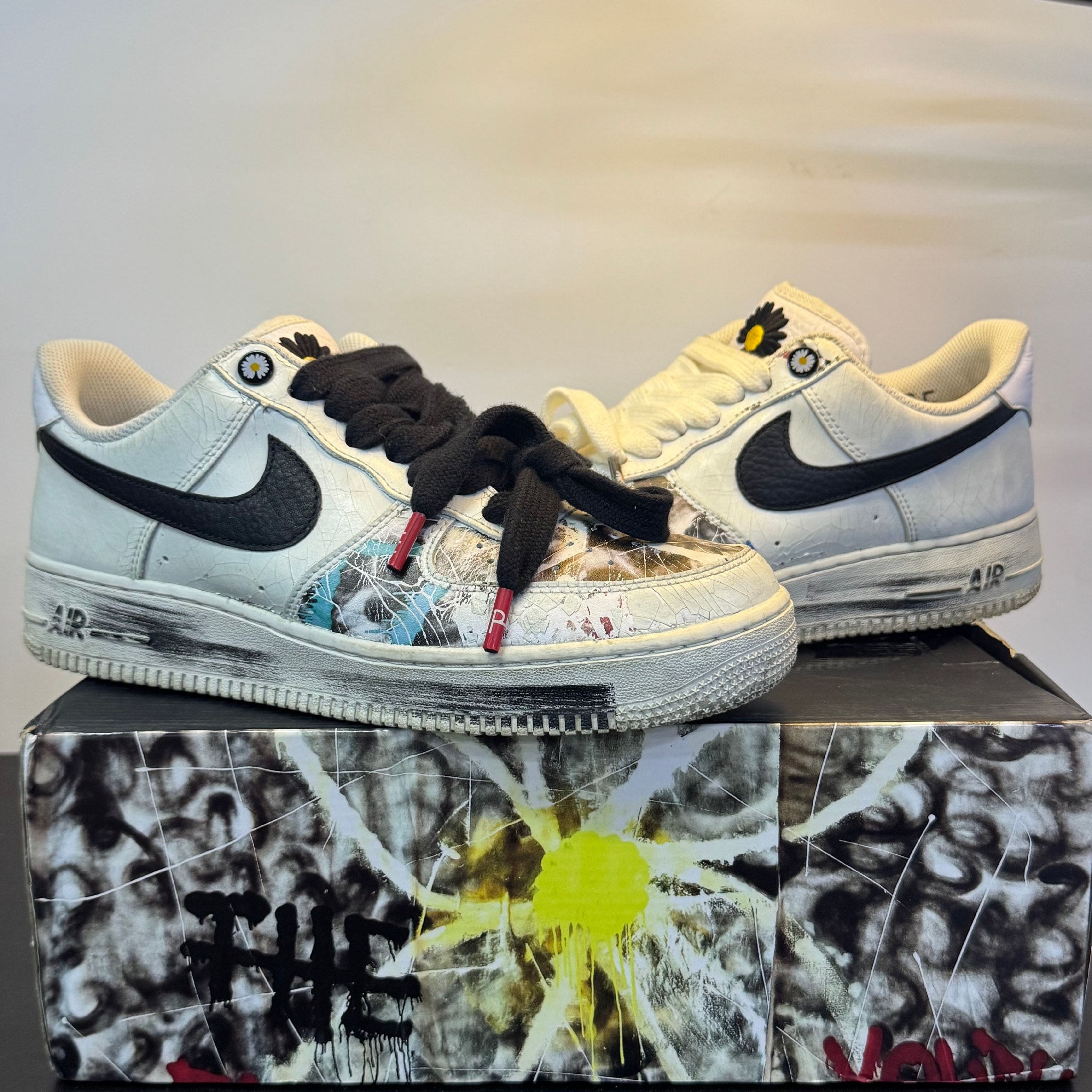 PEACEMINUSONE × Nike Air Force 1 Low "Para-noise/White/Black" / G-DRAGON