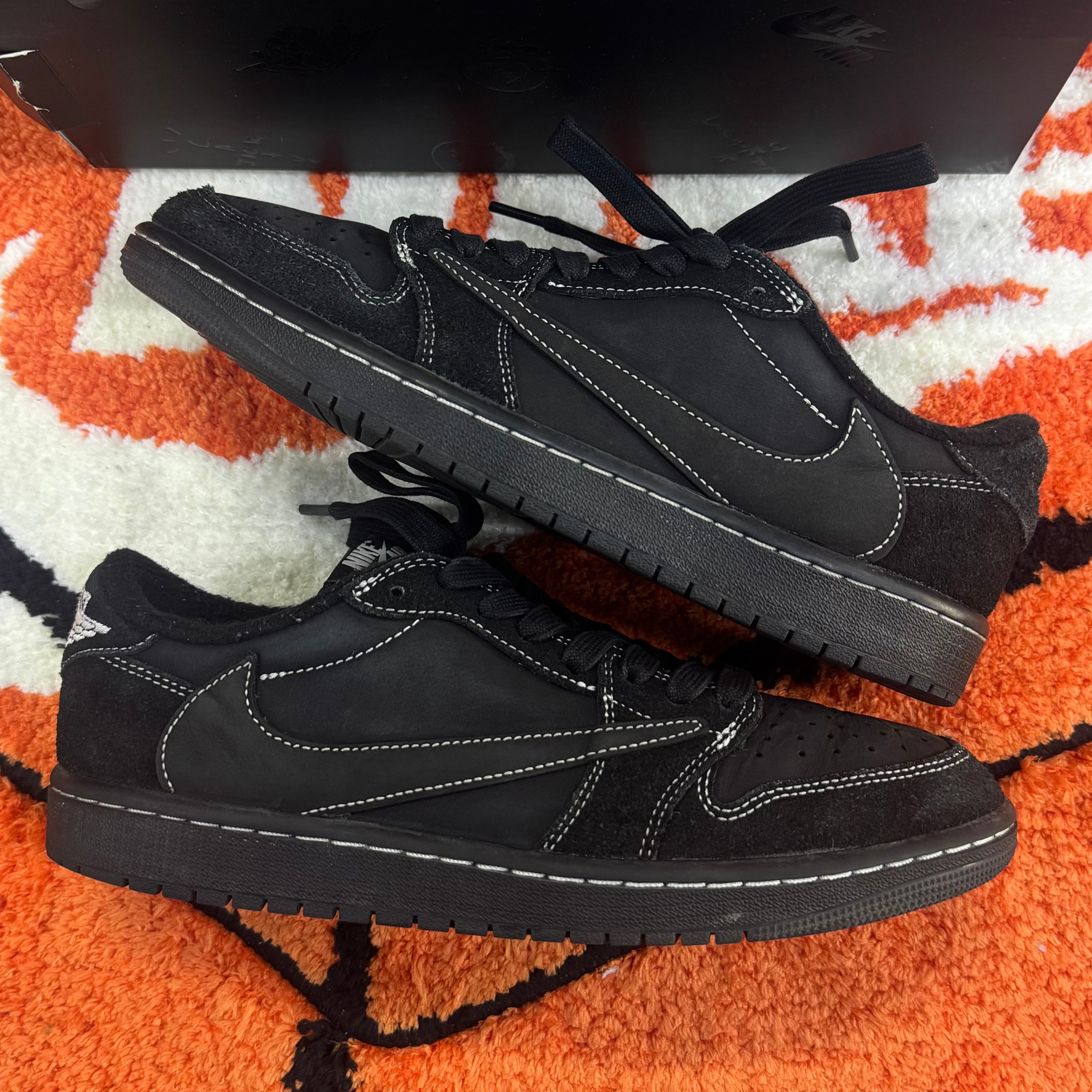 Travis Scott × Nike Air Jordan 1 Low OG SP "Black Phantom"
