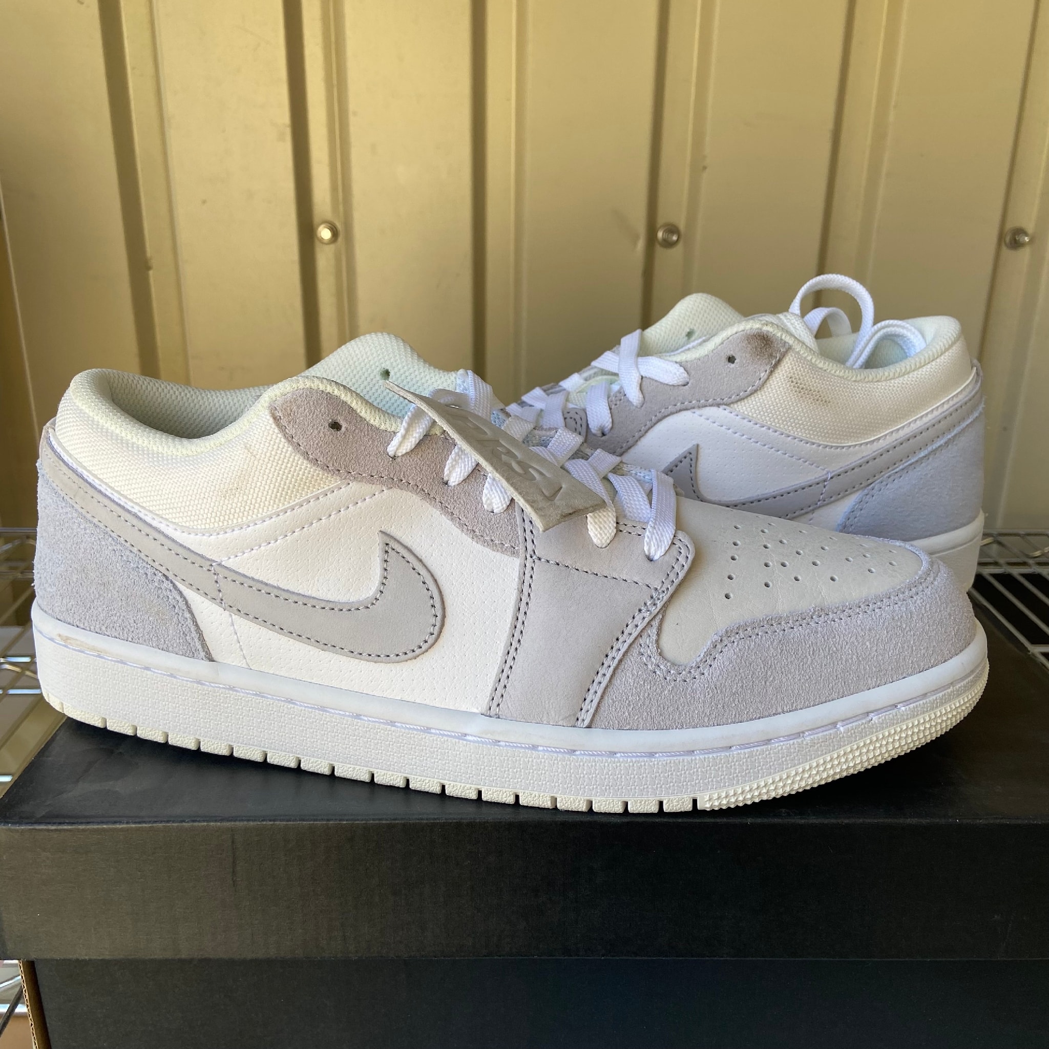 Nike Air Jordan 1 Low "Paris" (2024) CV3043-100