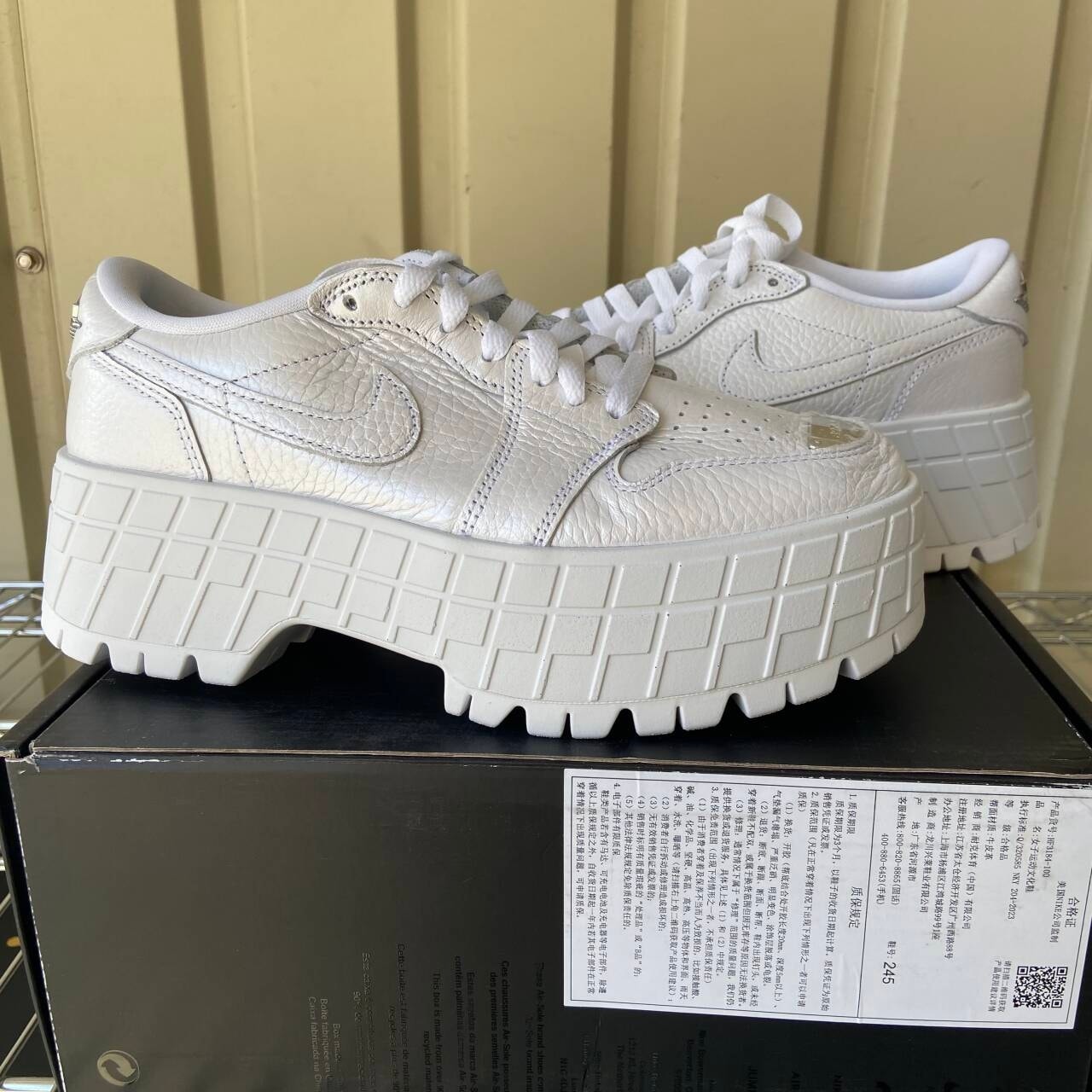 Nike Women's Air Jordan 1 Brooklyn Low "White"