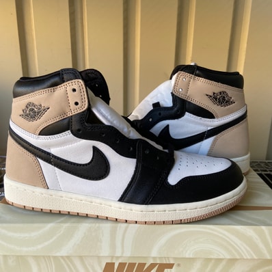 Nike Women's Air Jordan 1 Retro High OG "Latte"