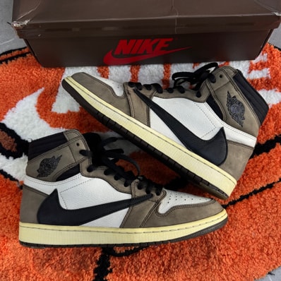 Travis Scott × Nike Air Jordan 1 Retro High OG TS SP "Sail/Dark Mocha"
