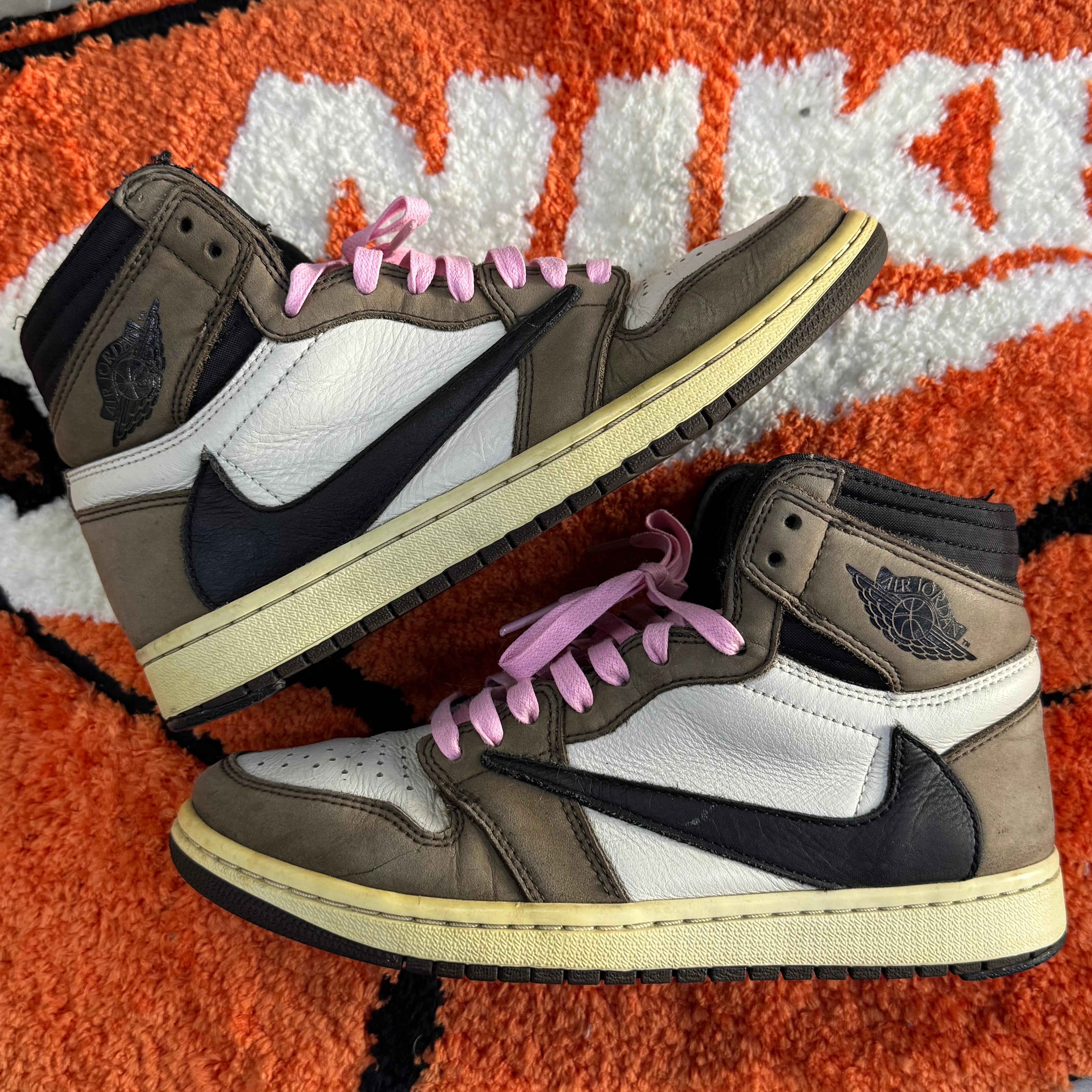 Travis Scott × Nike Air Jordan 1 Retro High OG TS SP "Sail/Dark Mocha"