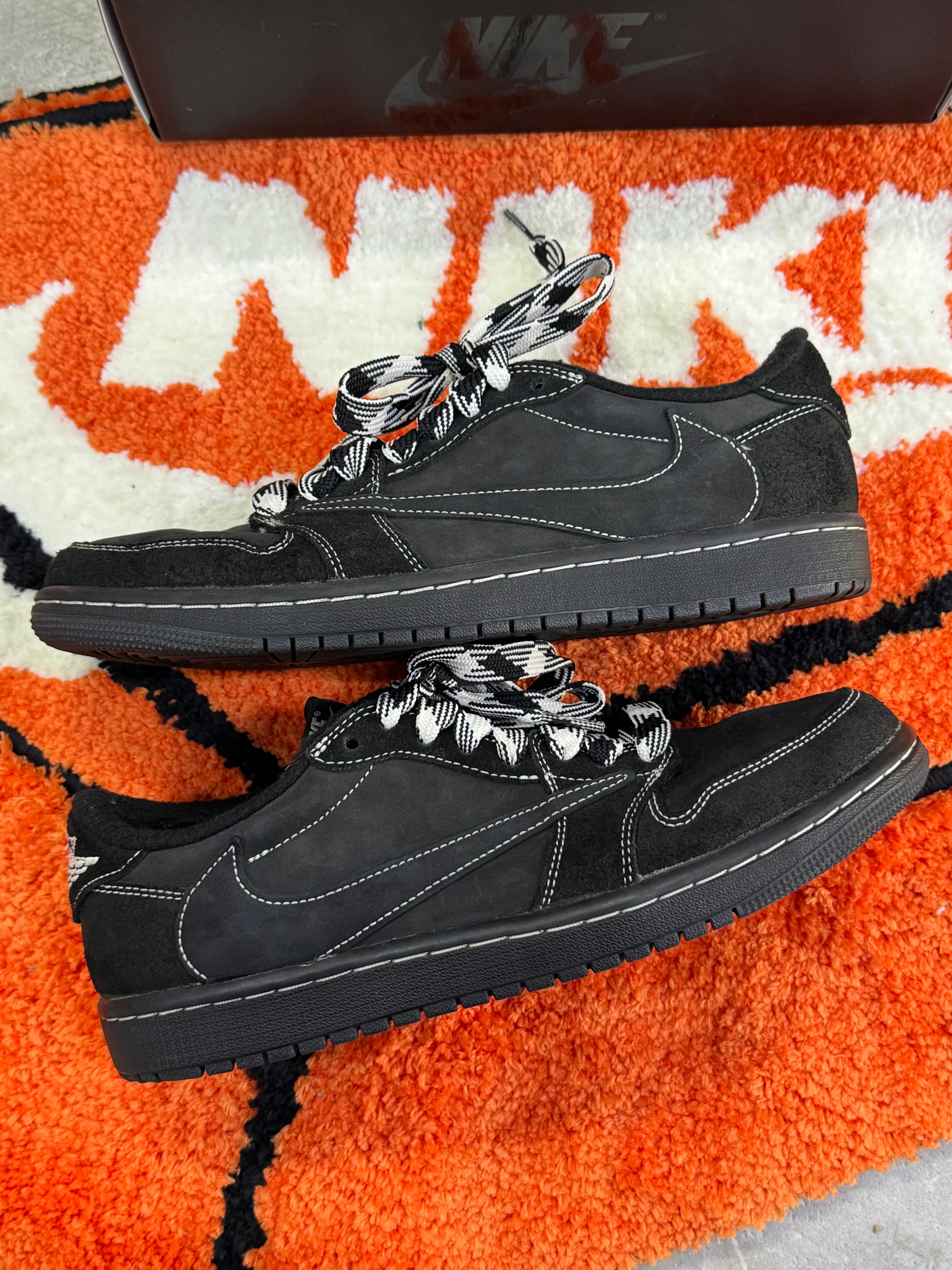 Travis Scott × Nike Air Jordan 1 Low OG SP "Black Phantom"