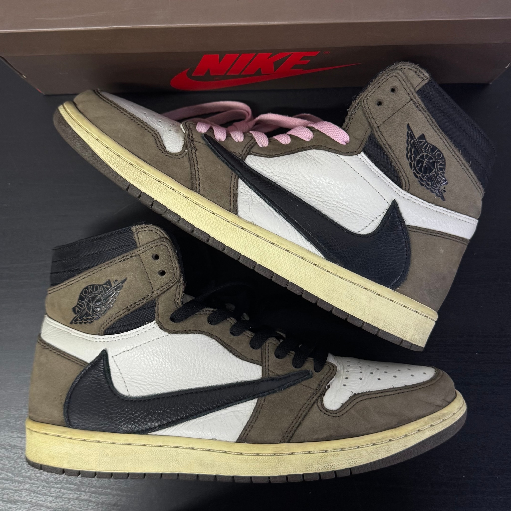 Travis Scott × Nike Air Jordan 1 Retro High OG TS SP "Sail/Dark Mocha"