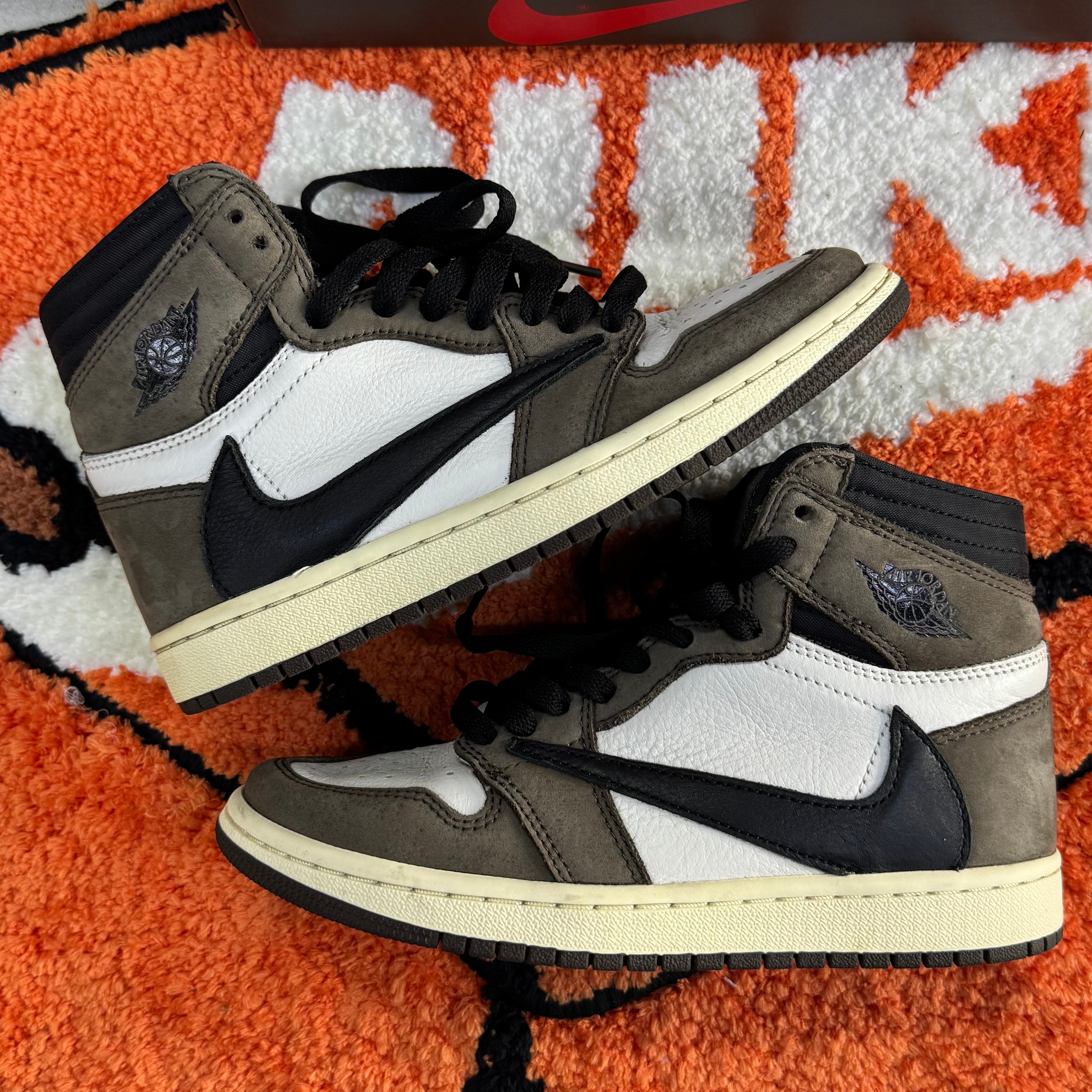 Travis Scott × Nike Air Jordan 1 Retro High OG TS SP "Sail/Dark Mocha"
