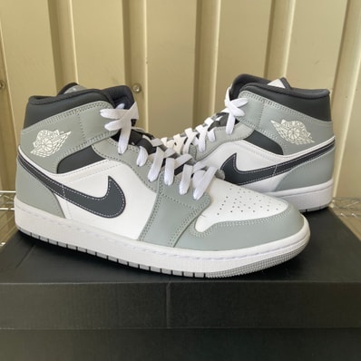 Nike Air Jordan 1 Mid "Grey White/Anthracite"