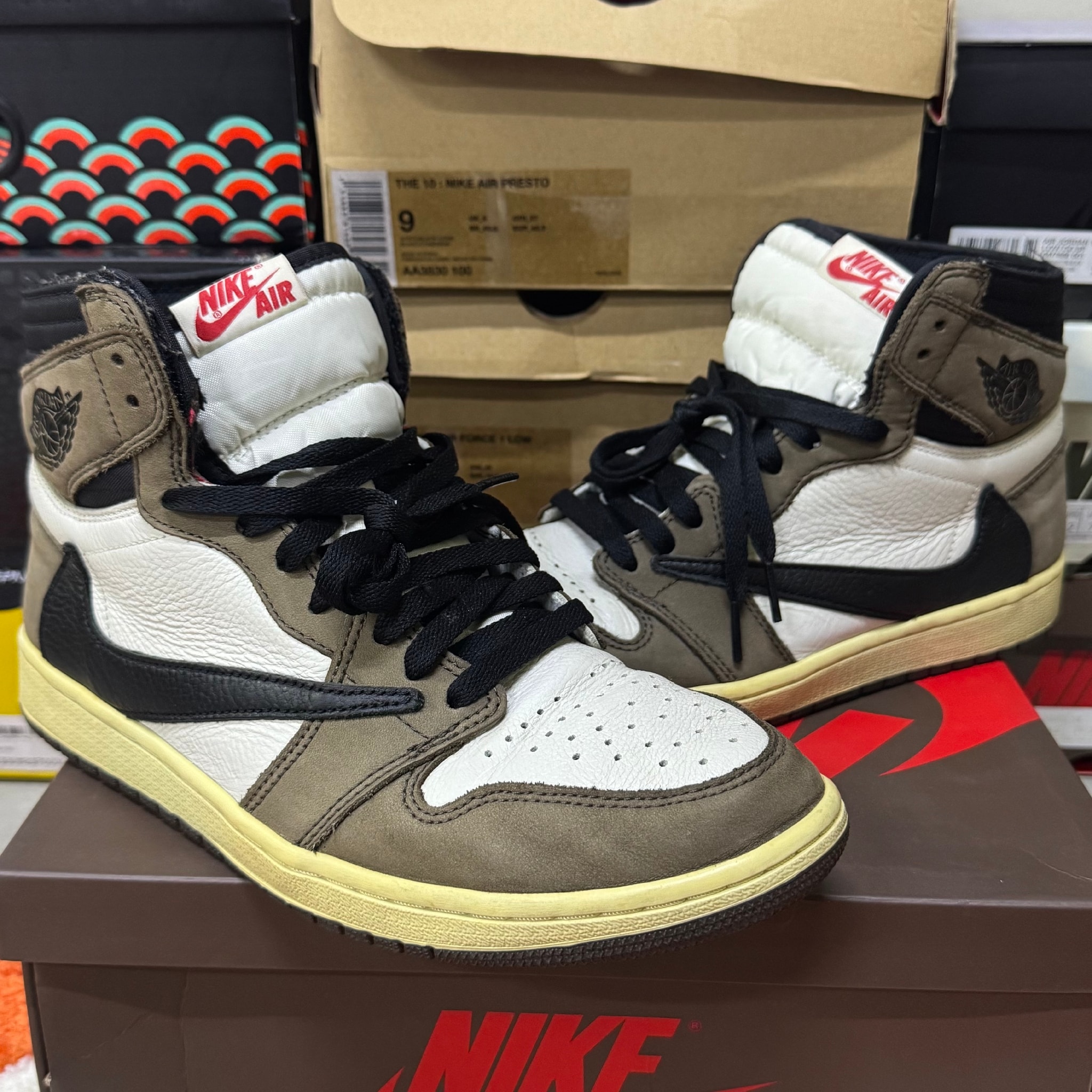 Travis Scott × Nike Air Jordan 1 Retro High OG TS SP "Sail/Dark Mocha"
