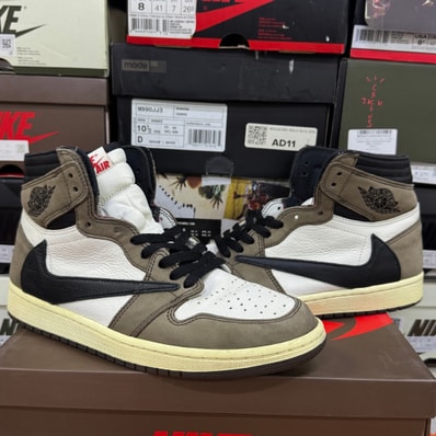 Travis Scott × Nike Air Jordan 1 Retro High OG TS SP "Sail/Dark Mocha"