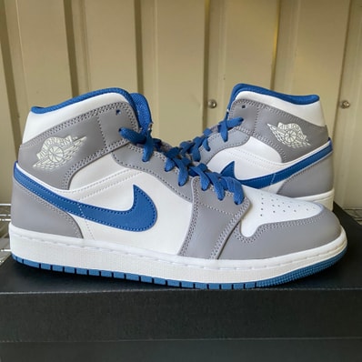 Nike Air Jordan 1 Mid "True Blue"