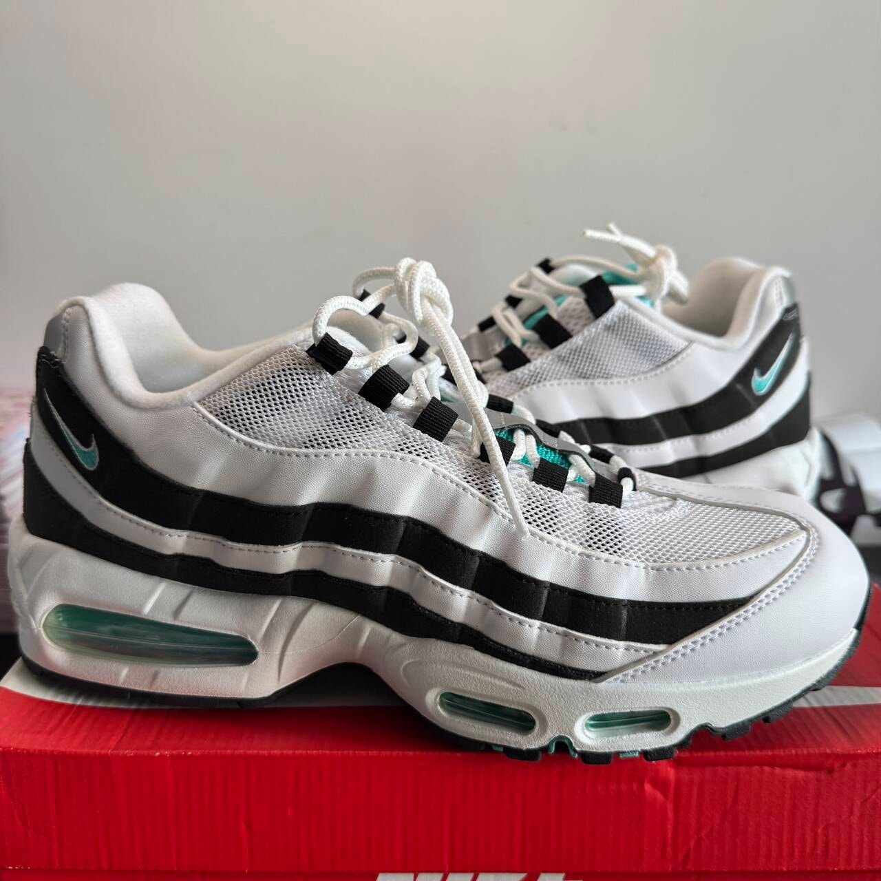 Nike Air Max 95 OG "White and Black"