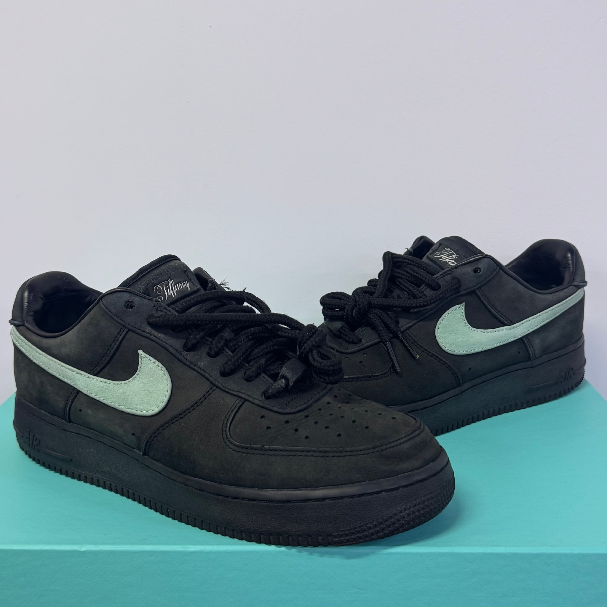 Tiffany & Co. × Nike Air Force 1 Low "1837"