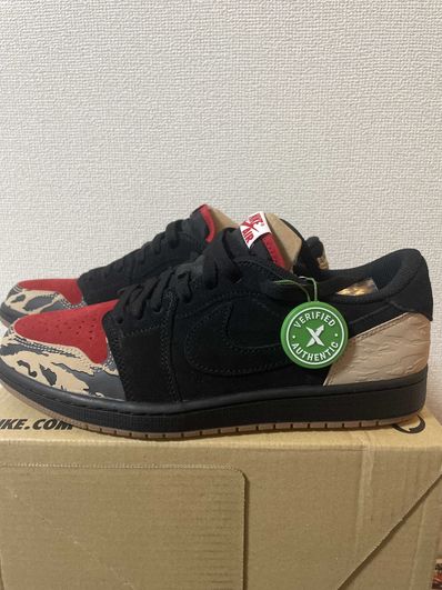 Sole Fly × Nike Air Jordan 1 Low "Black and Sport Red"