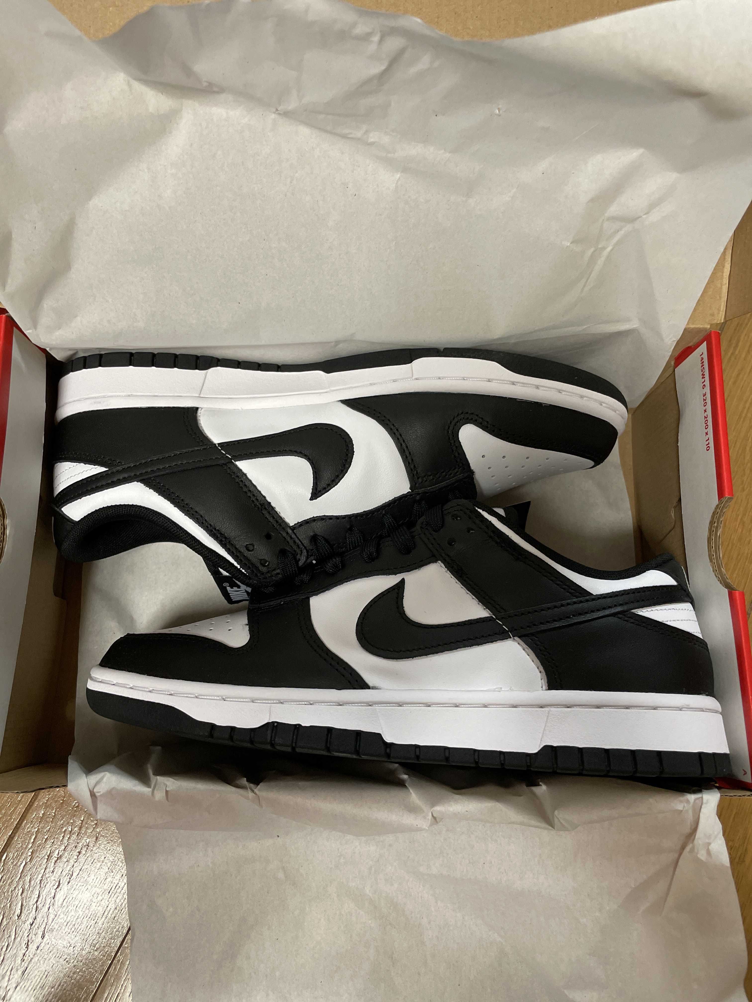 Nike Dunk Low Retro "Panda/White/Black"