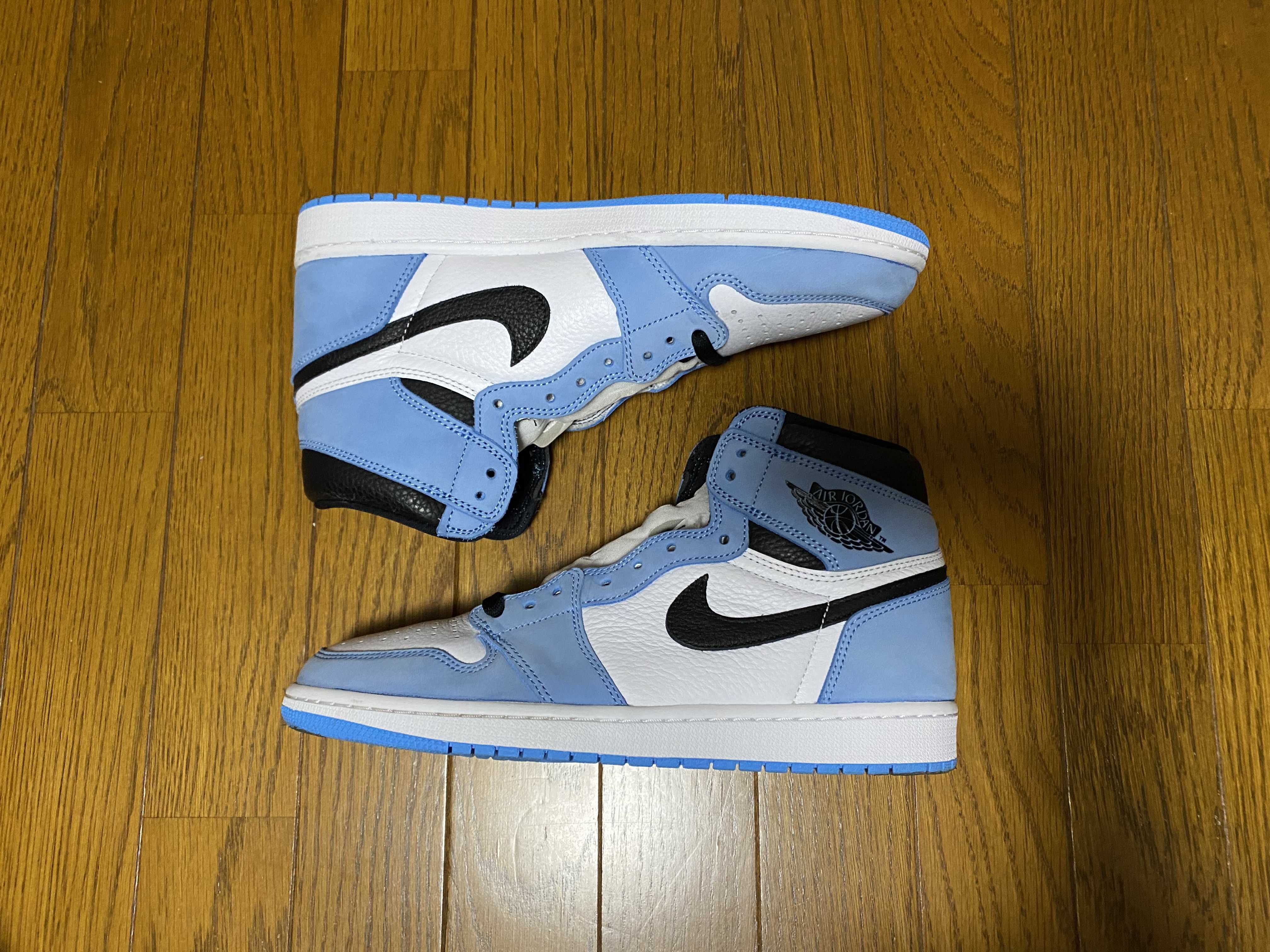 Nike Air Jordan 1 High OG "University Blue"