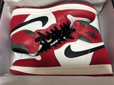 Nike Air Jordan 1 High OG "Lost & Found/Chicago"