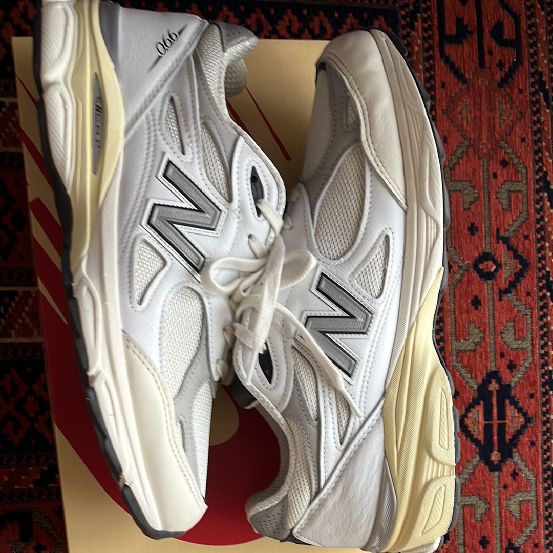 New Balance 990V3 "Sea Salt/Rain Cloud"