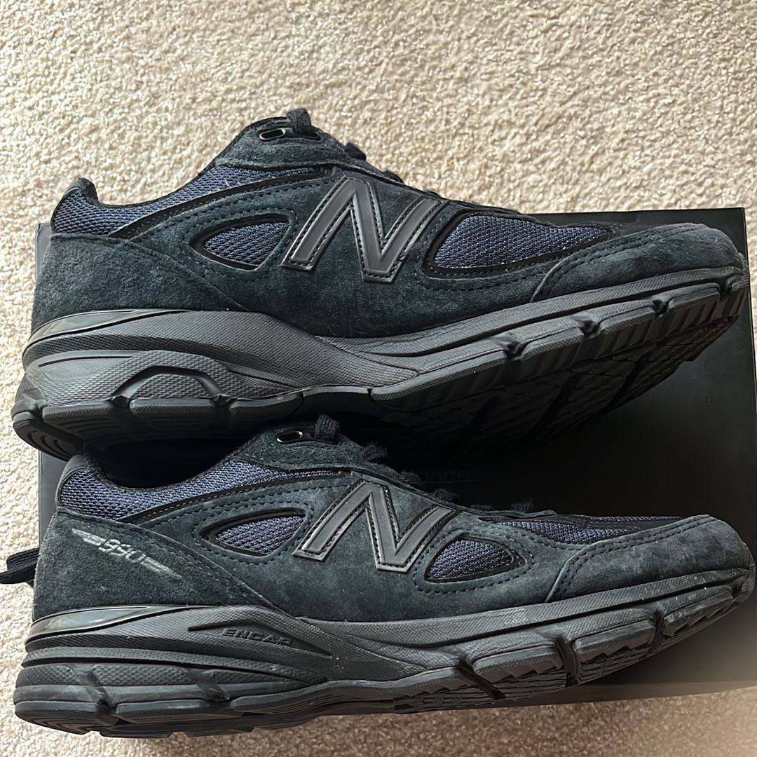 JJJJound × New Balance 990V4 "Navy"