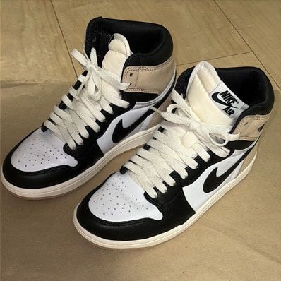 Nike Women's Air Jordan 1 Retro High OG "Latte"