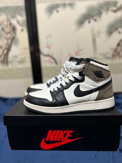 Nike GS Air Jordan 1 High OG "Sail/Dark Mocha/Black"