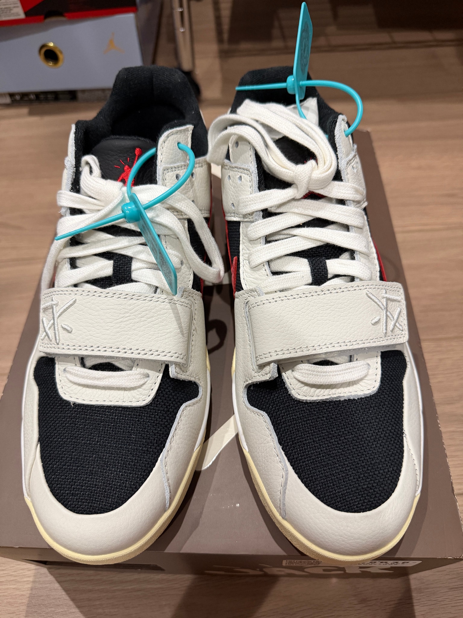 Travis Scott × Nike Jordan Jumpman Jack TR "University Red"