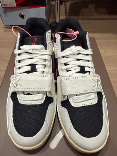 Travis Scott × Nike Jordan Jumpman Jack TR "University Red"