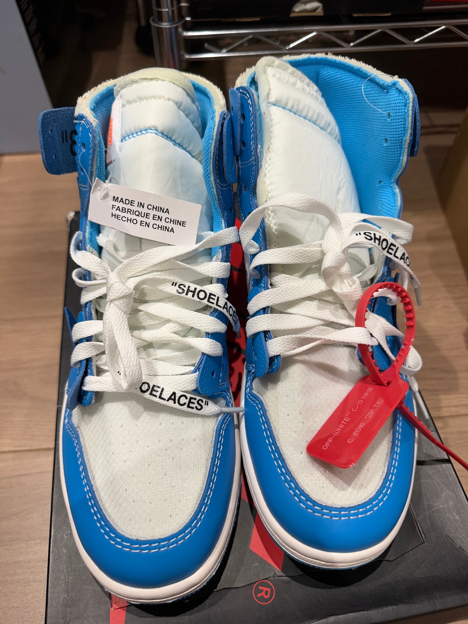 Off-White × Nike Air Jordan 1 High UNC "White/Dark Powder Blue"