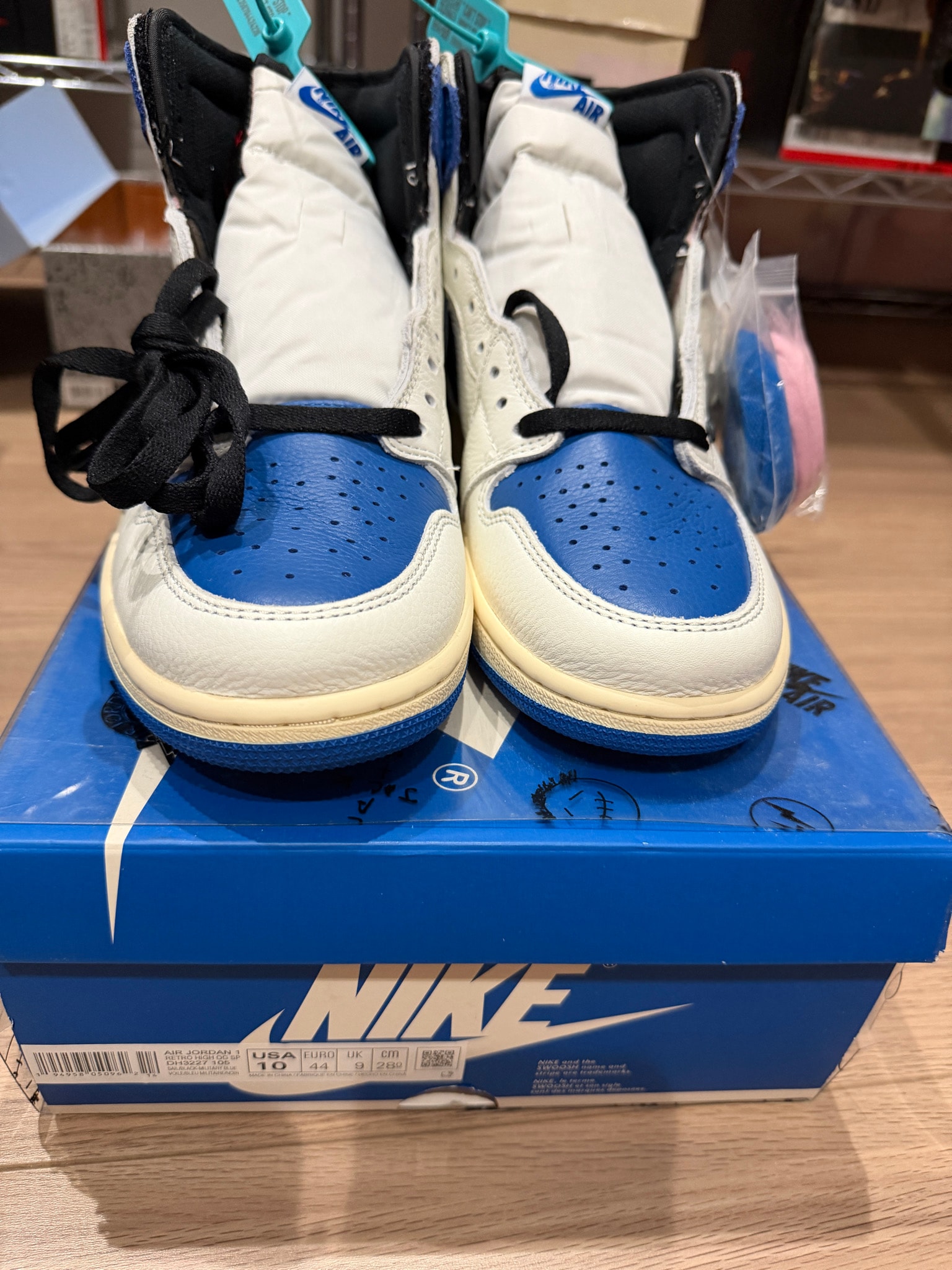 Travis Scott × fragment design × Nike Air Jordan 1 Retro High OG SP "Military Blue"