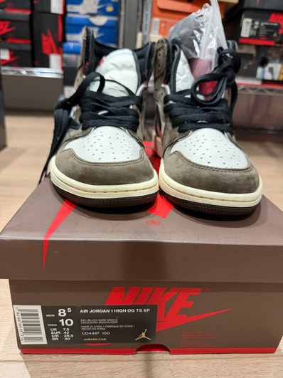 Travis Scott × Nike Air Jordan 1 Retro High OG TS SP "Sail/Dark Mocha"