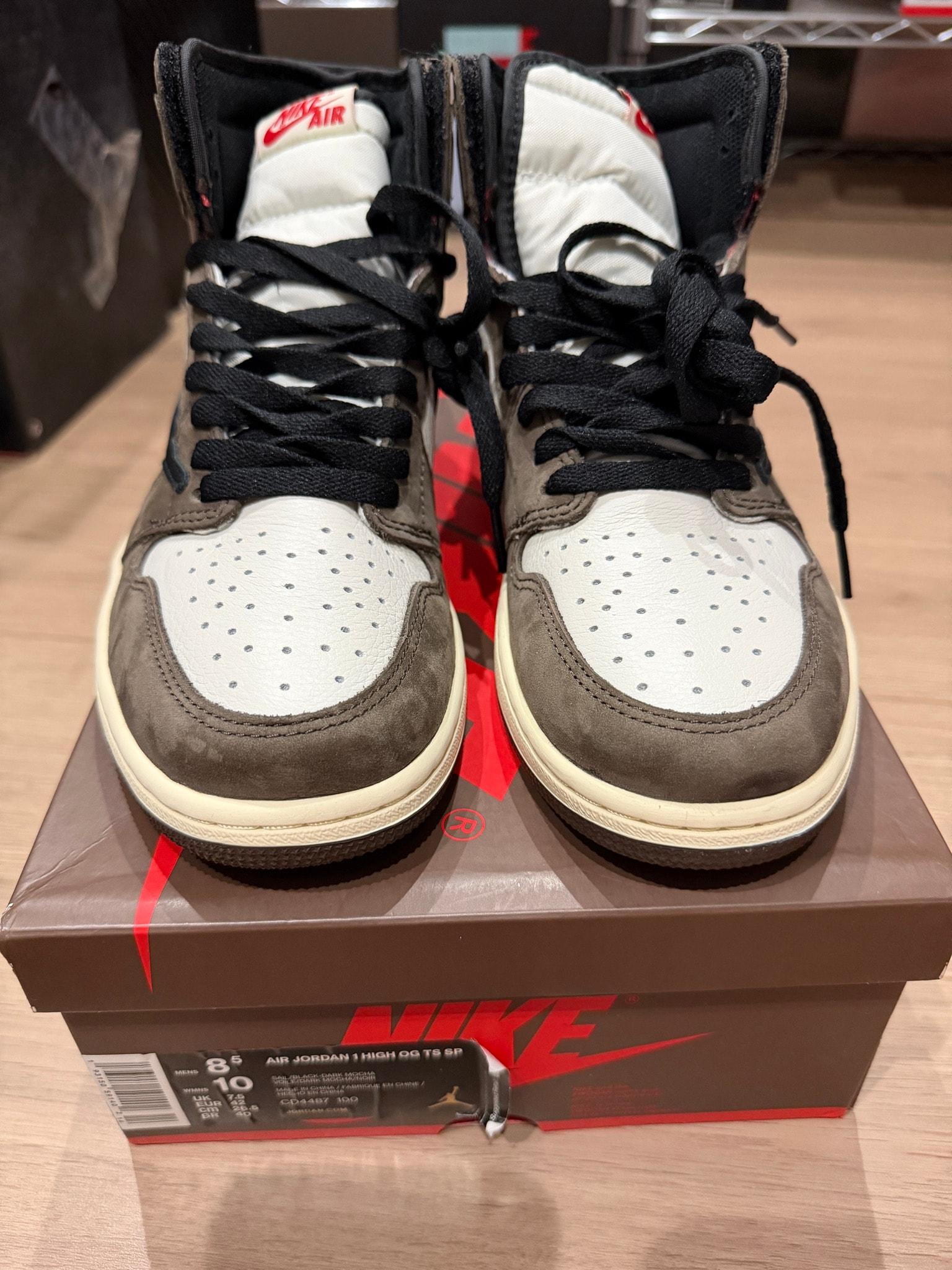 Travis Scott × Nike Air Jordan 1 Retro High OG TS SP "Sail/Dark Mocha"