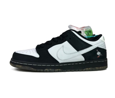 STAPLE × Nike SB Dunk Low "Pigeon Black/White"
