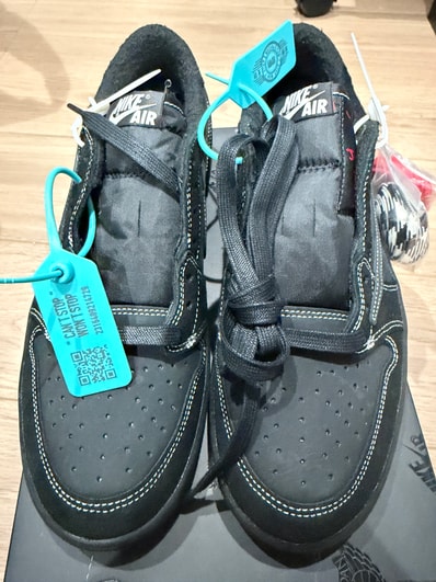 Travis Scott × Nike Air Jordan 1 Low OG SP "Black Phantom"