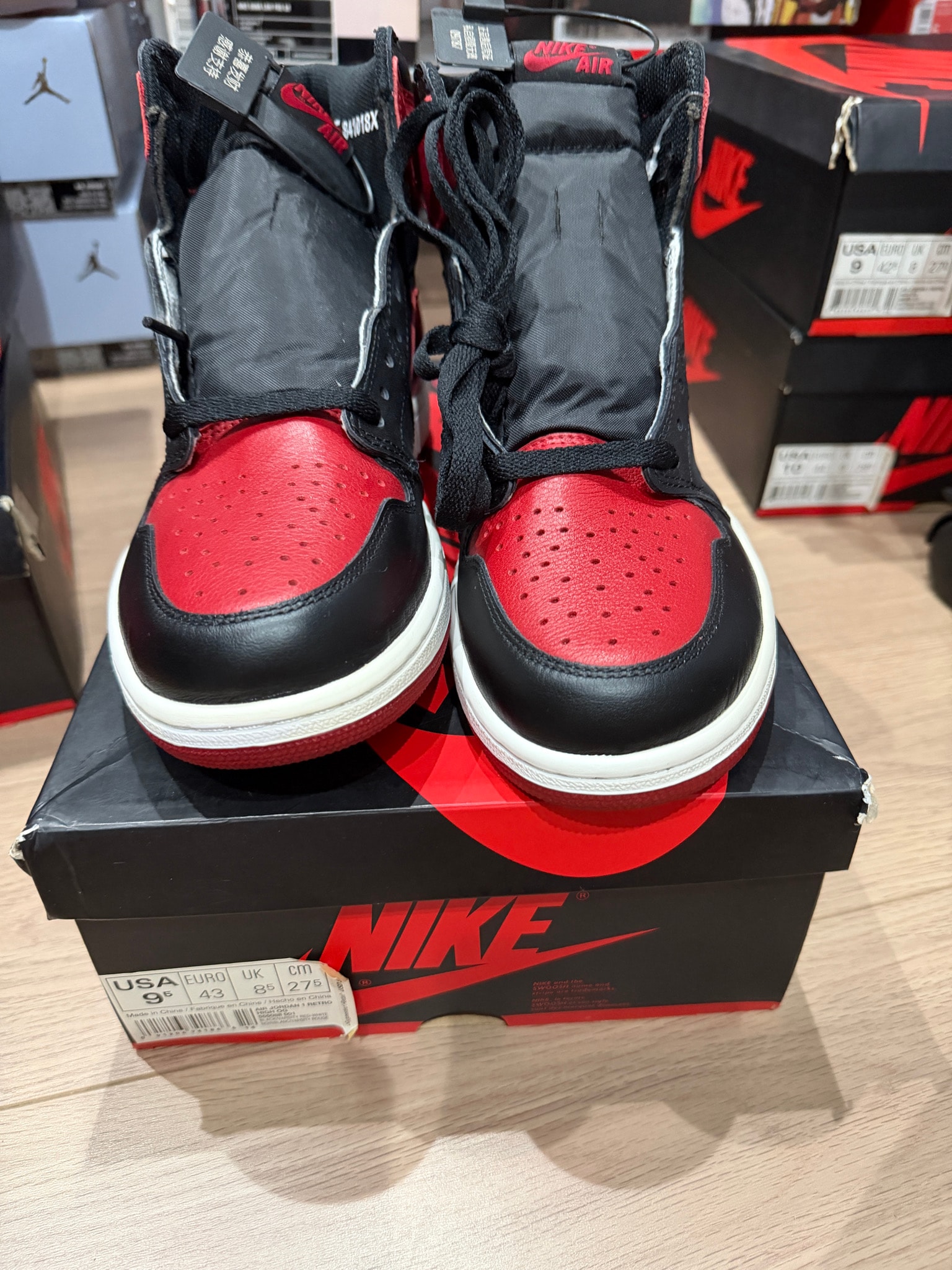 Nike Air Jordan 1 Retro High OG "Bred/Banned"