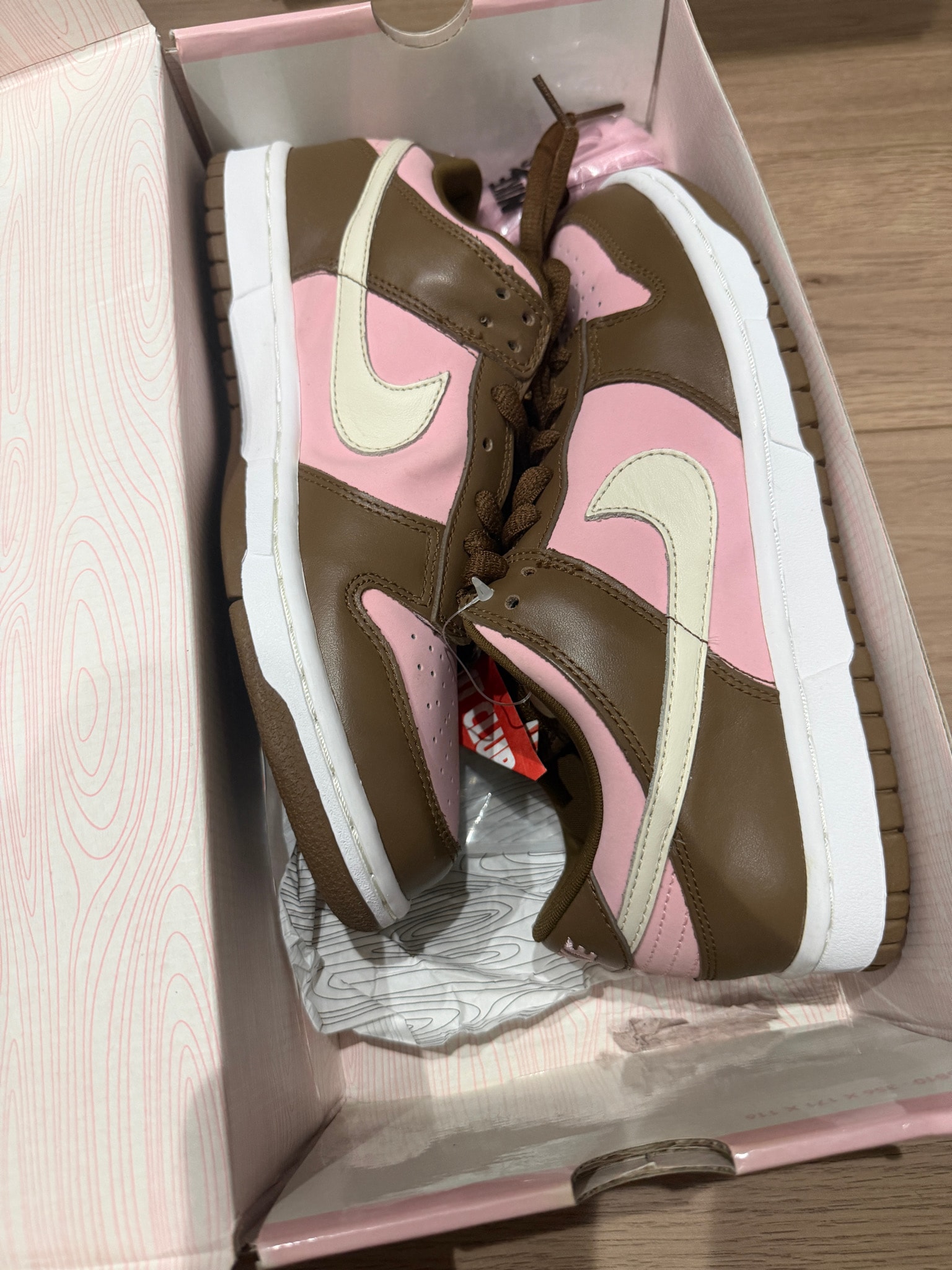 Stussy × Nike SB Dunk Low "Cherry"