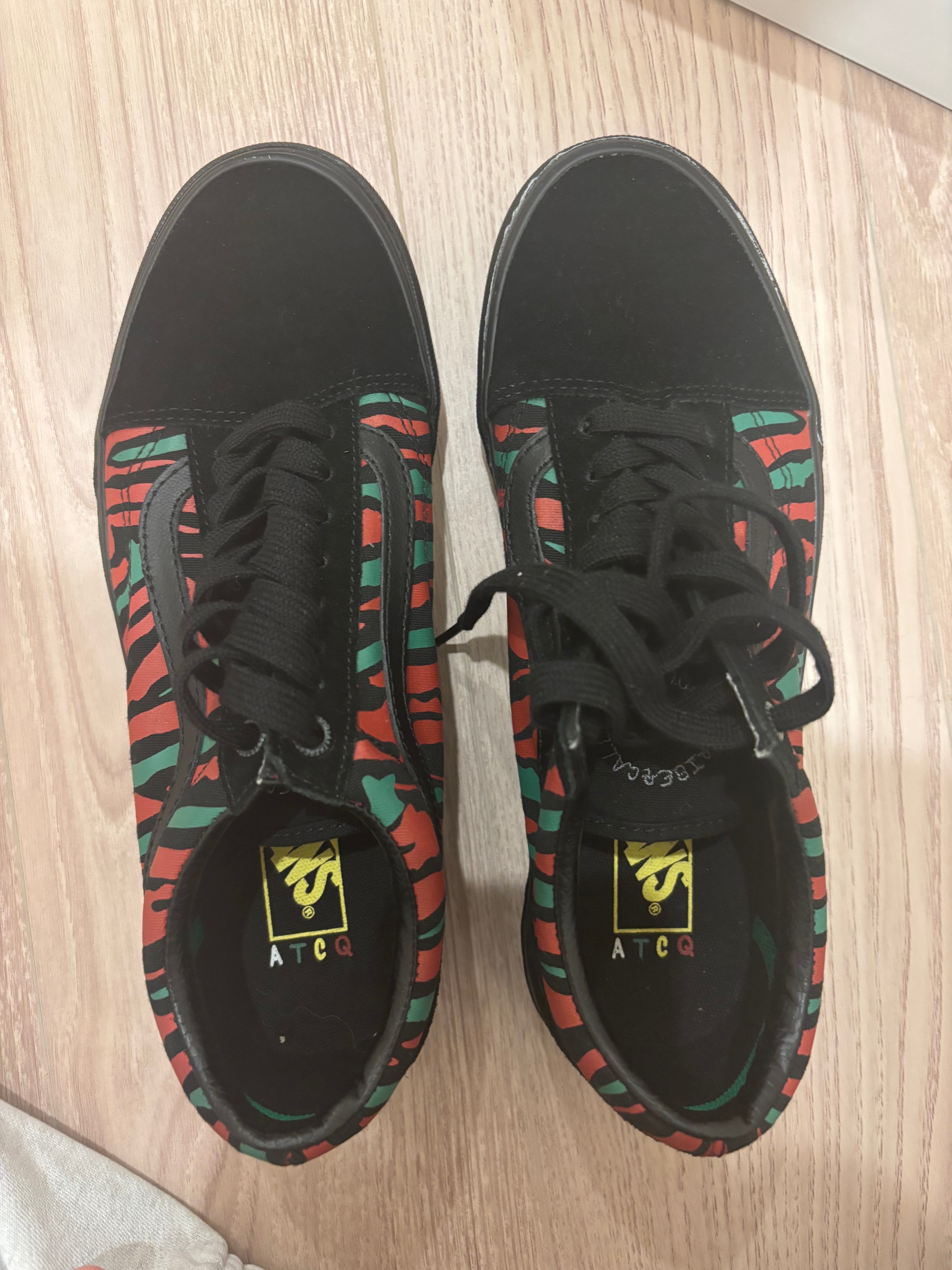 Vans Old Skool A Tribe Called Quest "Black/Red"