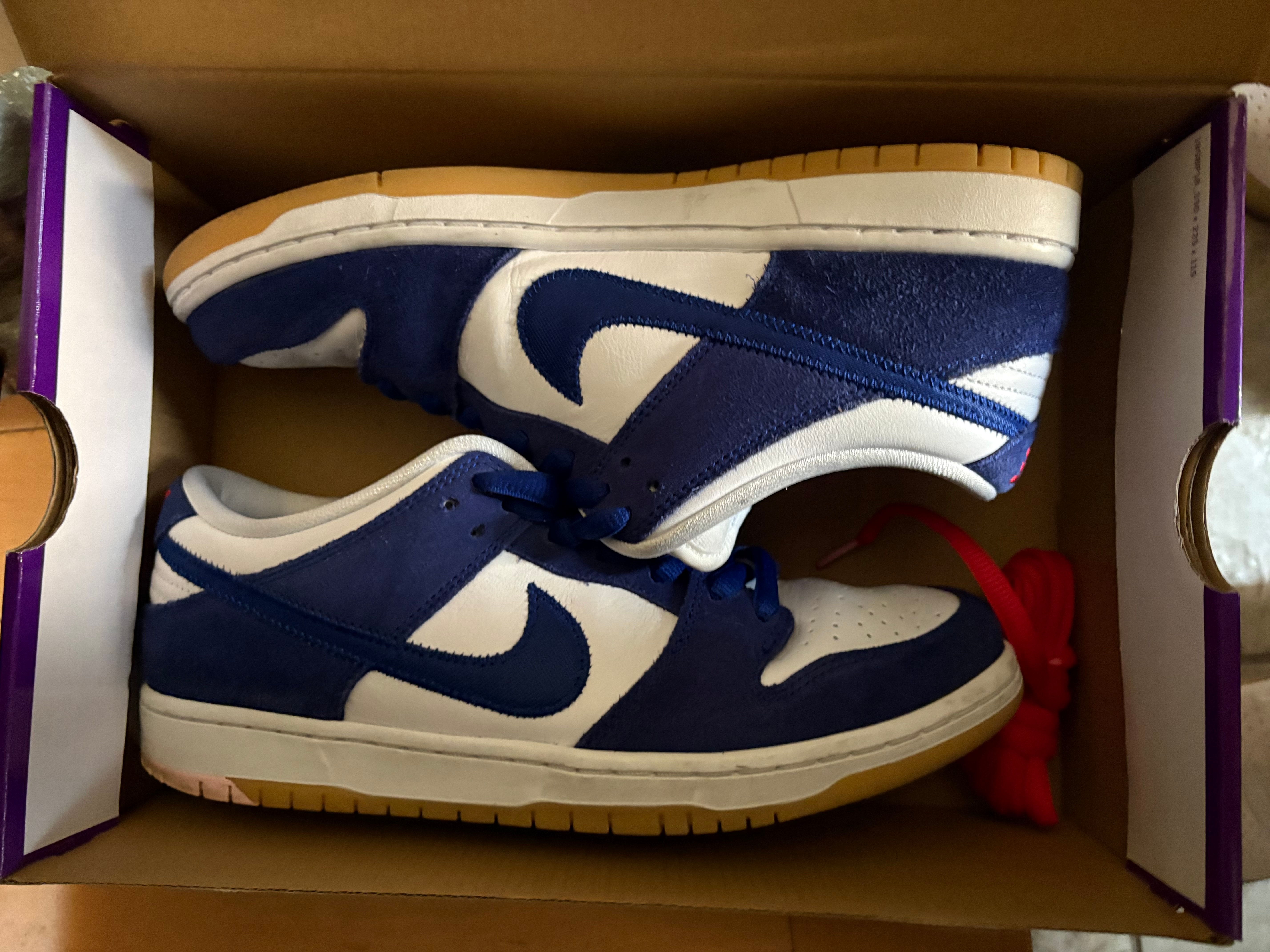 Nike SB Dunk Low "Los Angeles Dodgers/Deep Royal Blue"