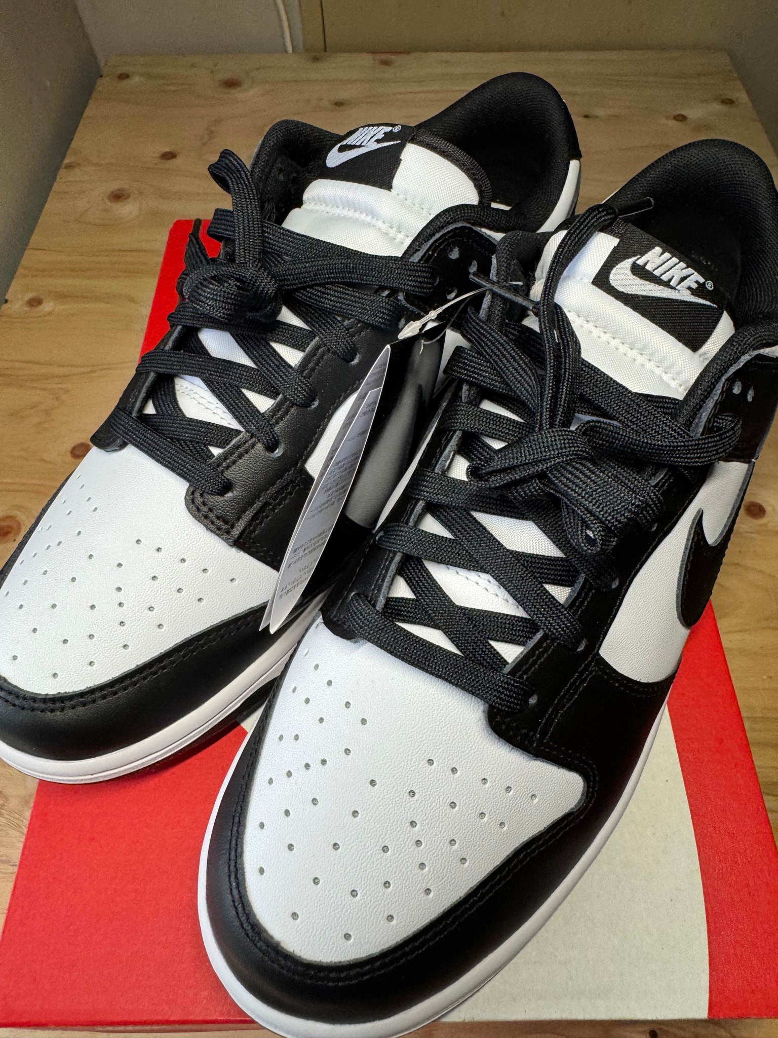 Nike Dunk Low Retro "Panda/White/Black"