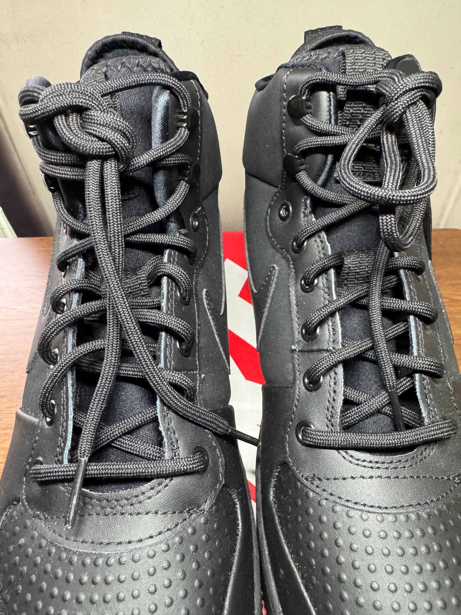 Nike Court Borough Mid "Black/Black"